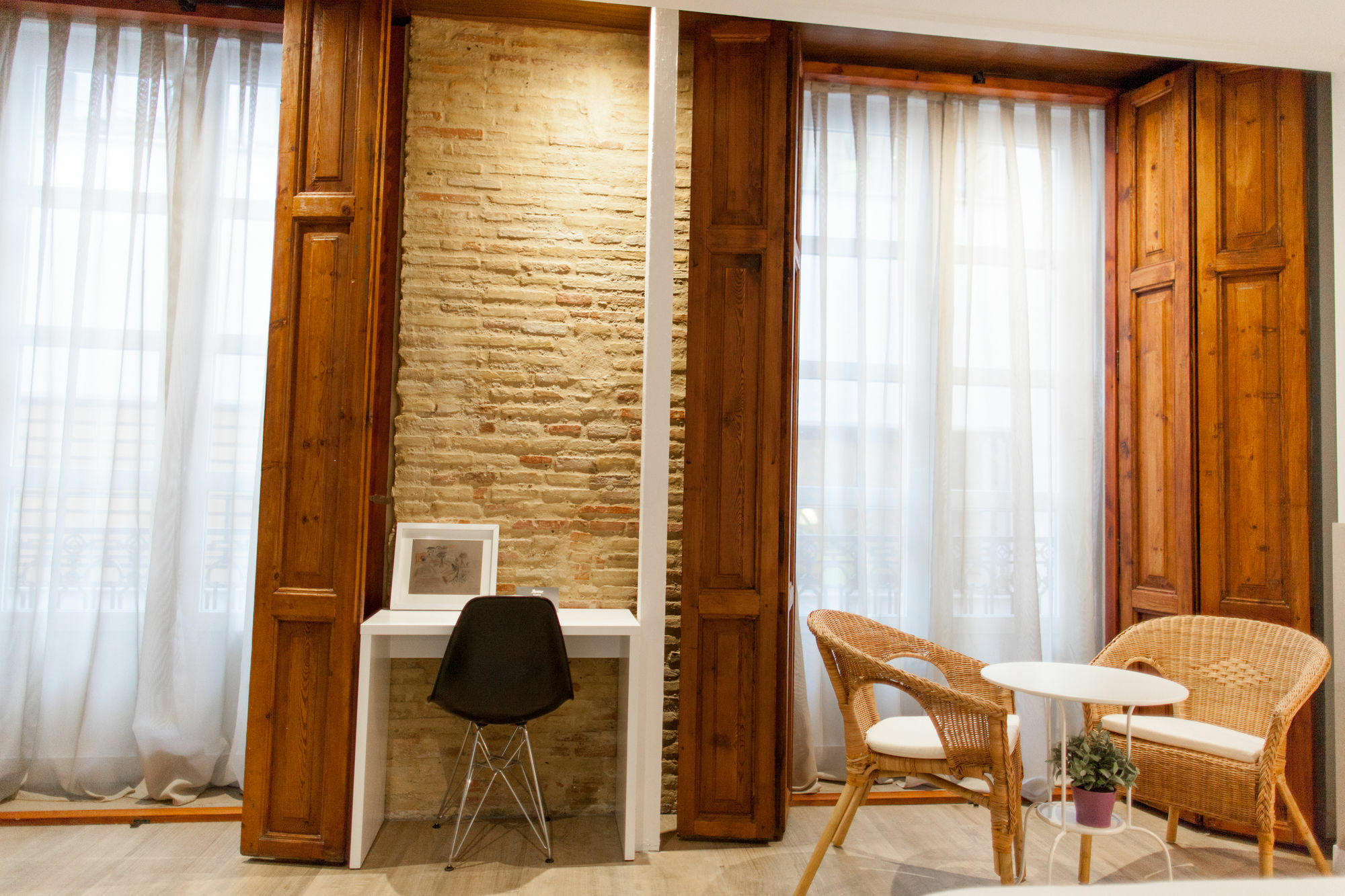 Host & Guest house