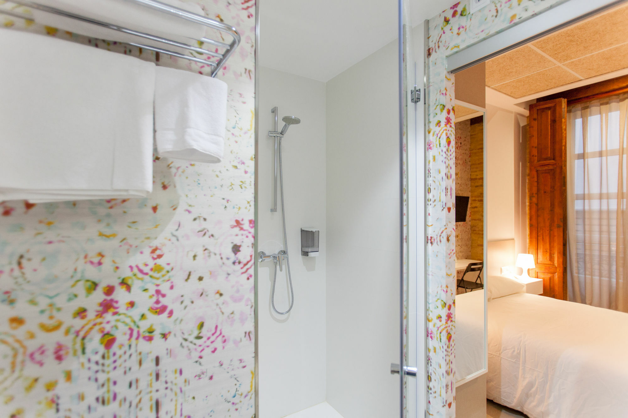 Host & Guest house 3*