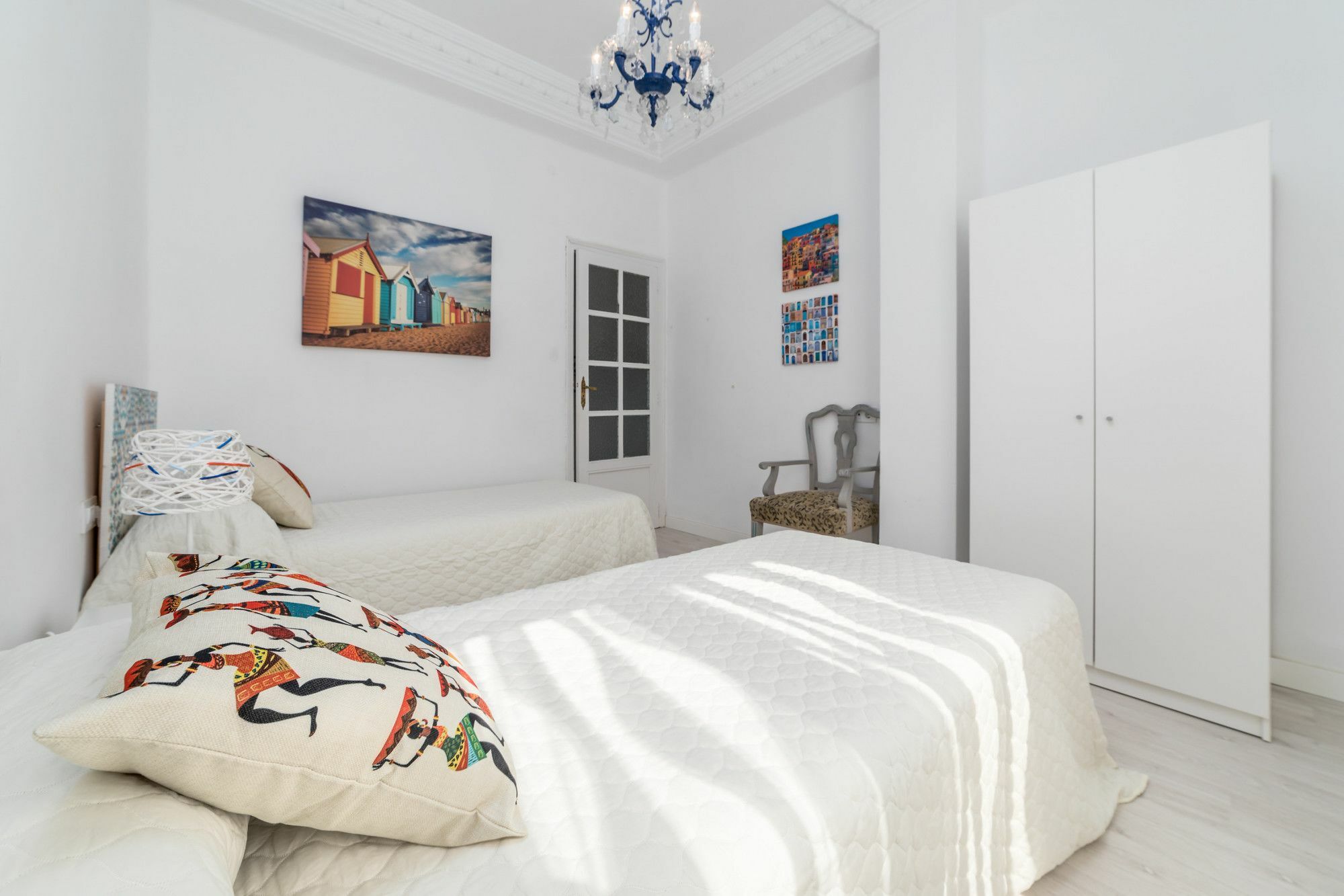 Travel Habitat Canovas