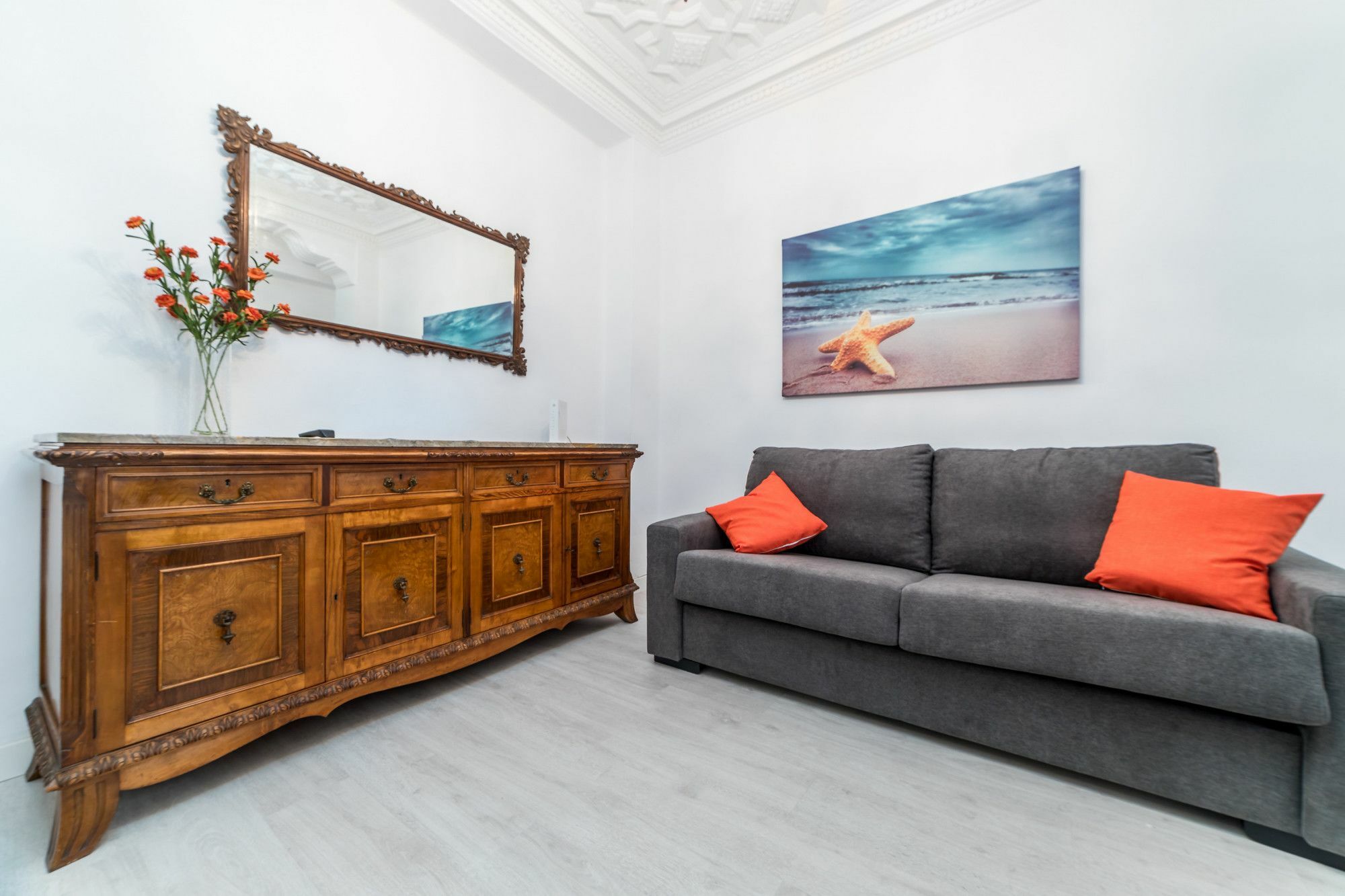 Travel Habitat Canovas Apartment *