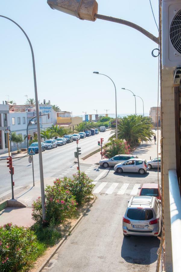 Apartment Laura Sea View Valencia