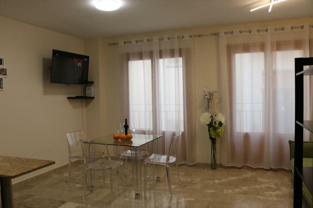 Abate 4 Apartment *