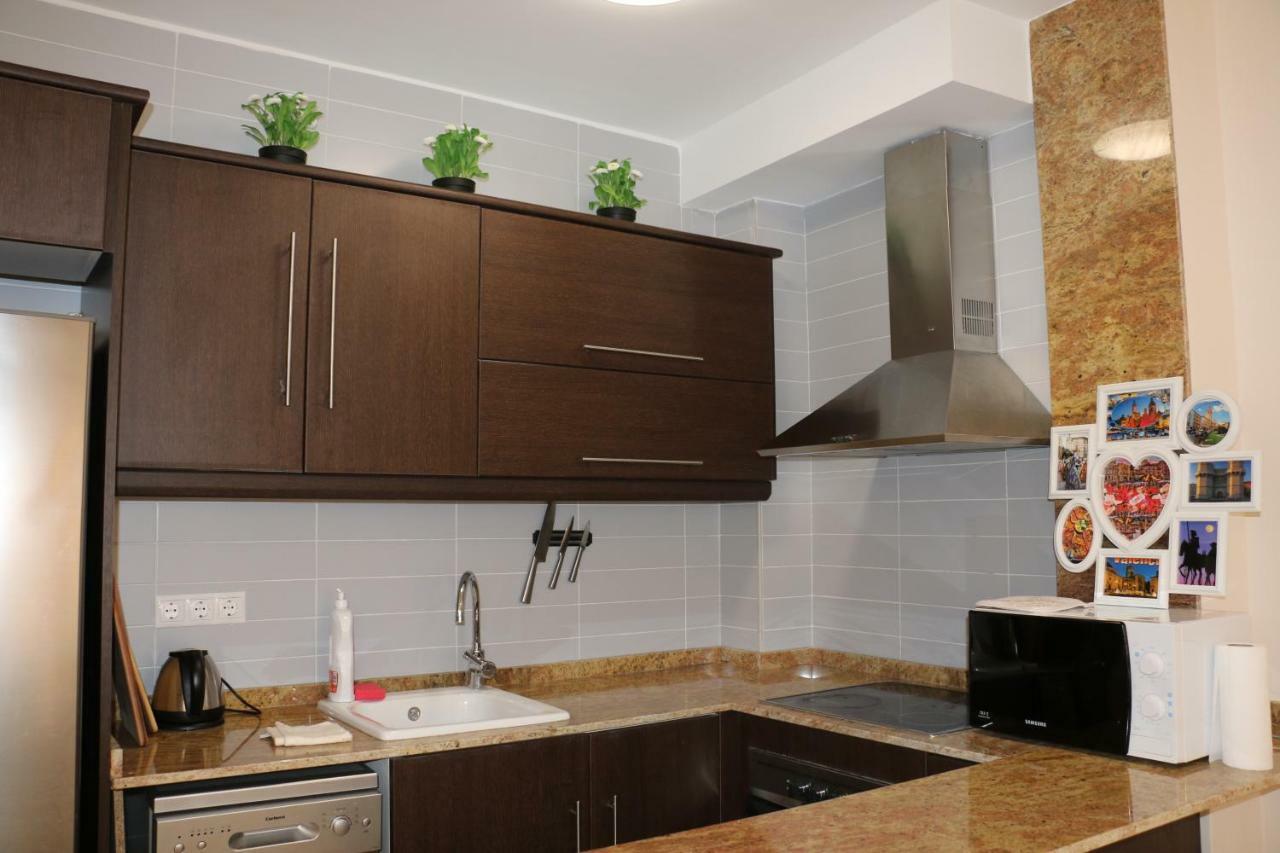 Abate 4 Apartment *