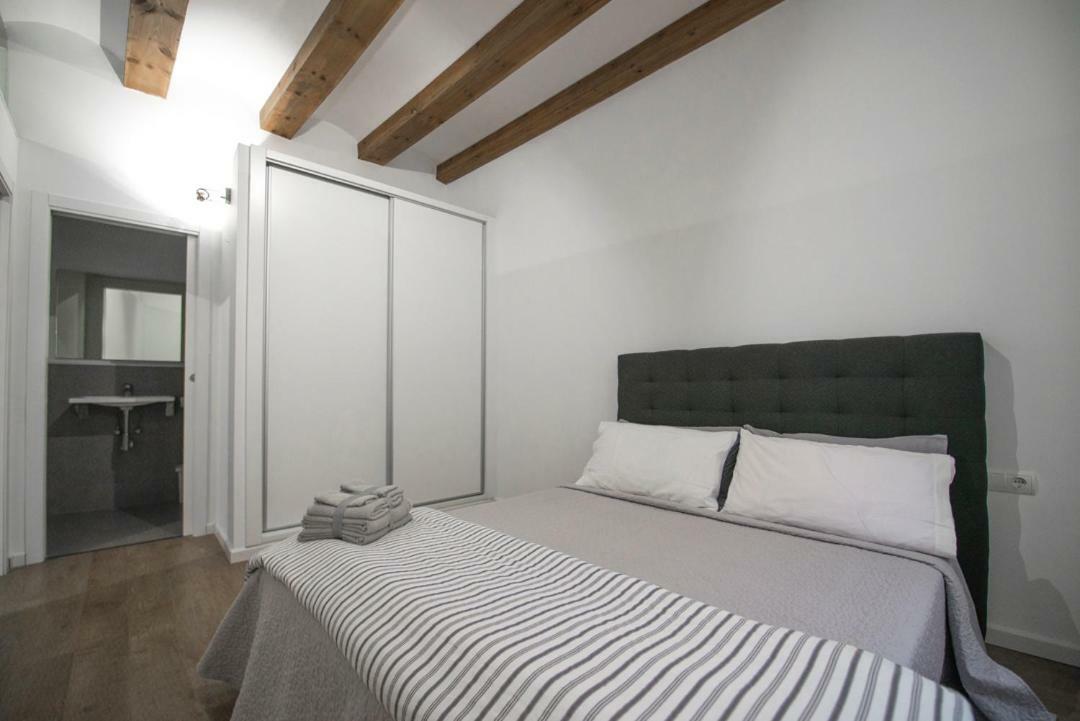 Ambrosio Flats - El Mercat Appartement *