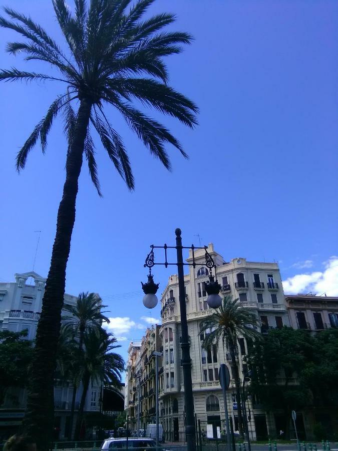 Very And Sunny In Gran Via Valencia