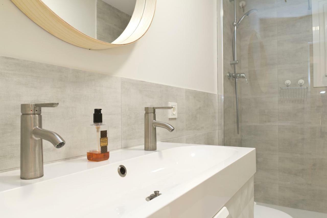 Modern Beach Apartment Valencia