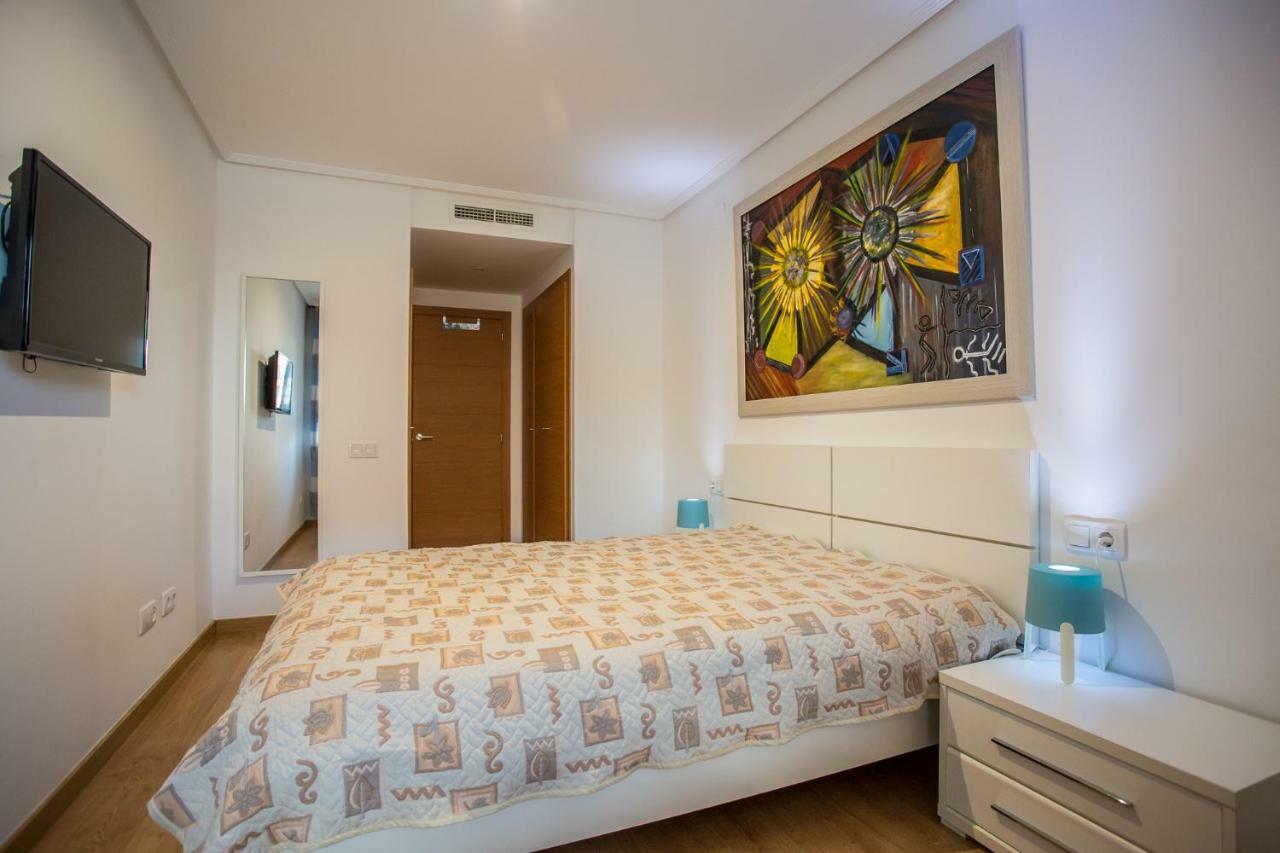 Apartamento On The Beach,pool,wifi,garage,valencia