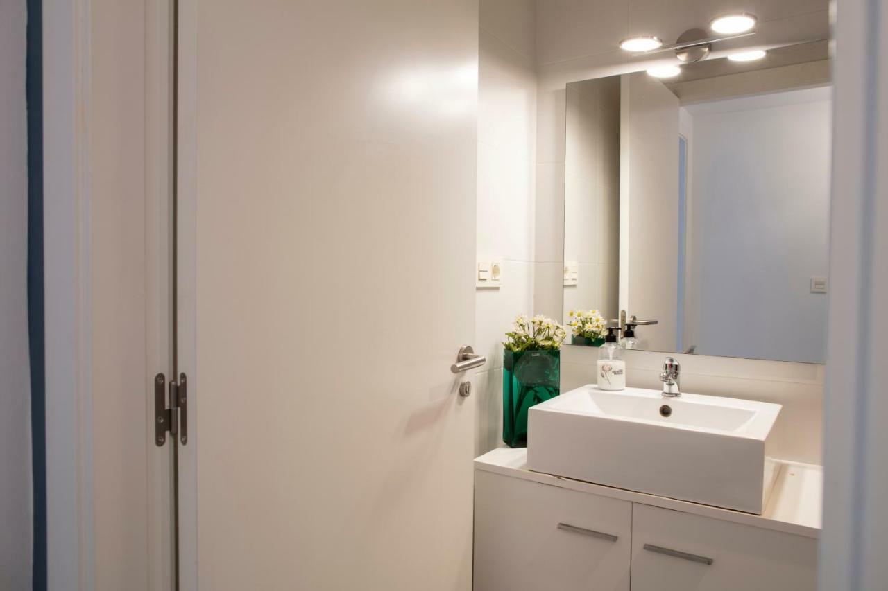Beautiful One Bedroom Wifi Near Beach Apartment *