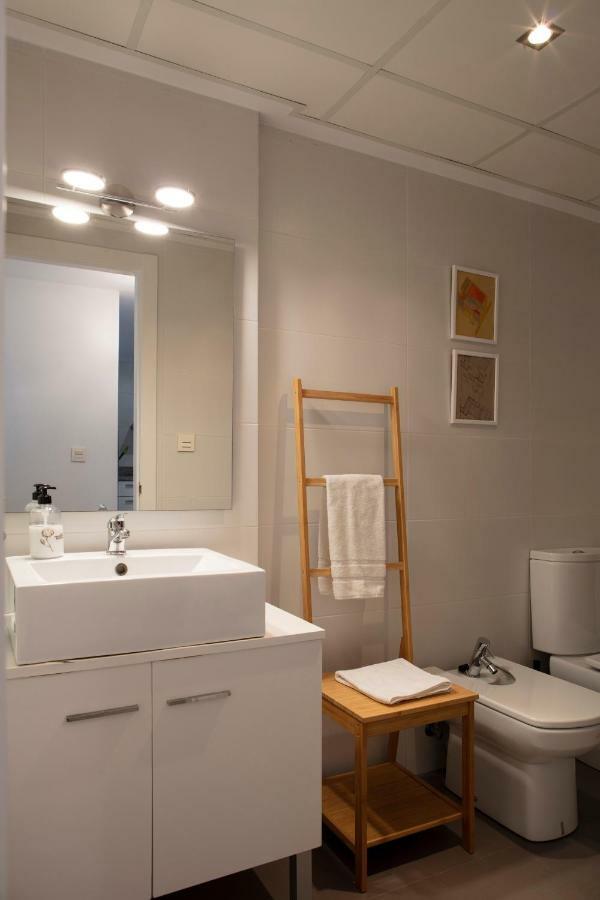 Apartment Beautiful One Bedroom Wifi Near Beach Valencia