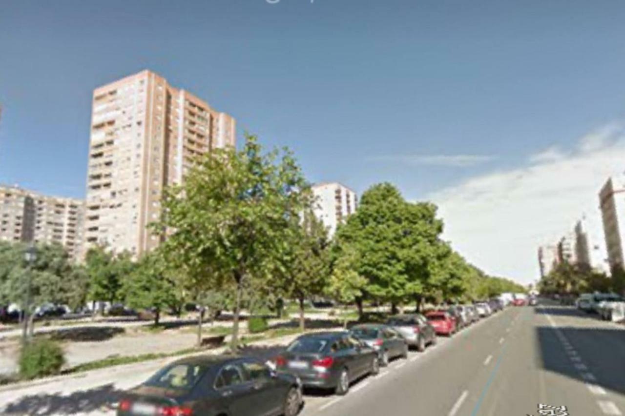 Apartment En Universidad Y Cerca De La Playa