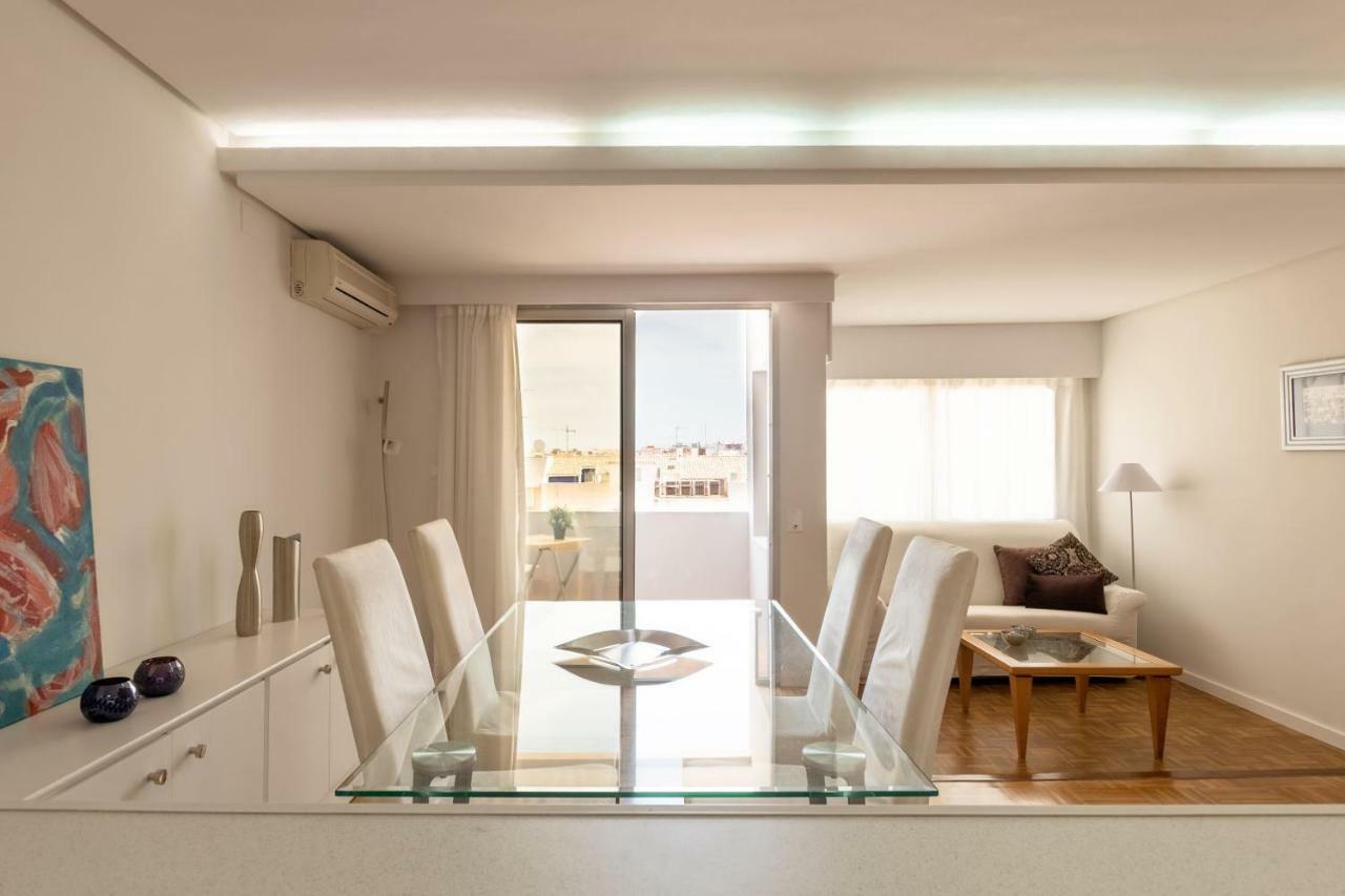 Light And Bright In Appartement *