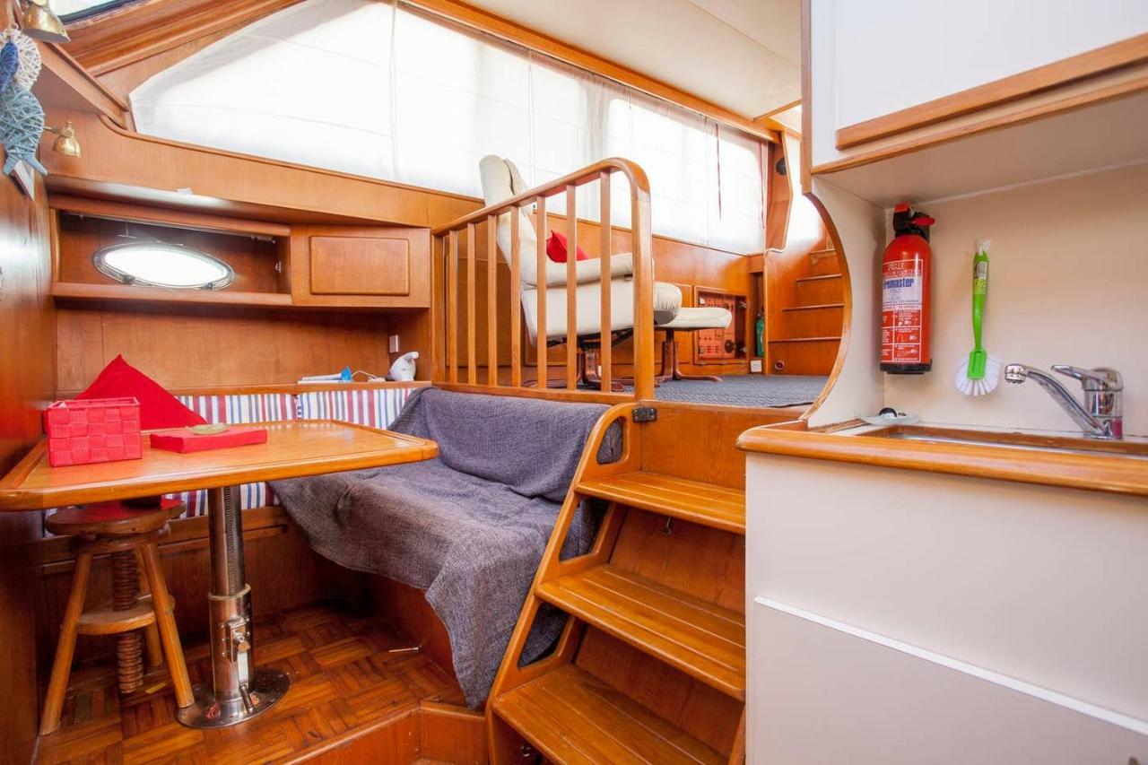 Ocean Aquarius Botel