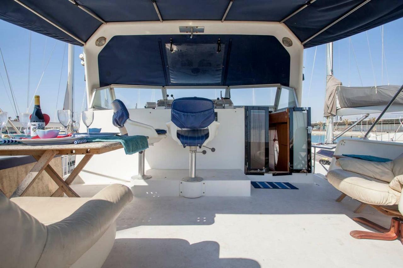 Botel Ocean Aquarius