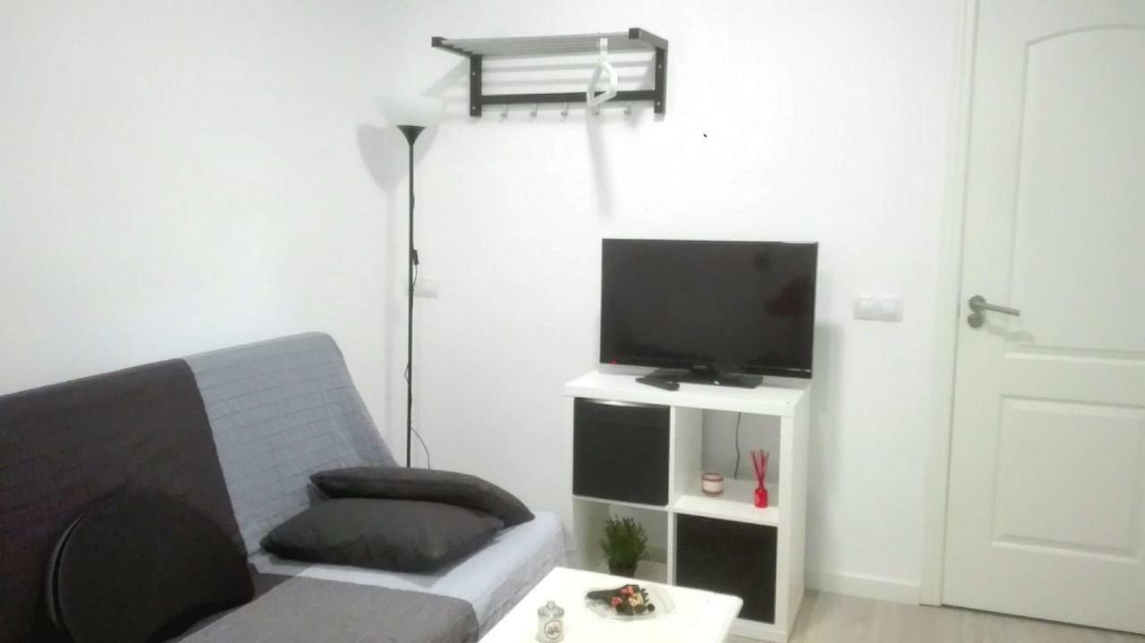 Yecla Flat - Studio Apartment Valencia