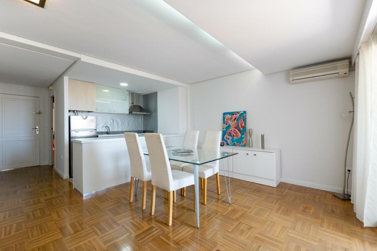 Light And Bright In Appartement *