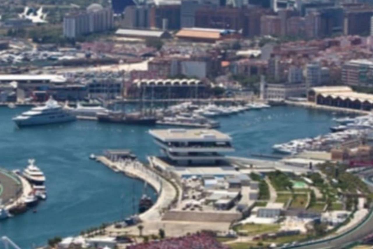 Loft En La Ciudad De Ciencias Y Cerca De La Playa Apartment