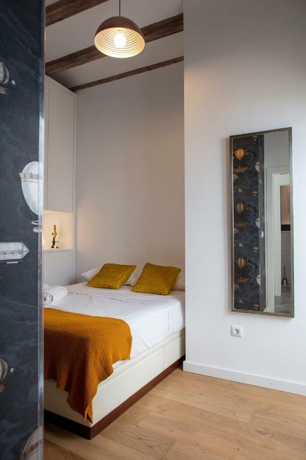 Florit Flats - Serranos Apartment