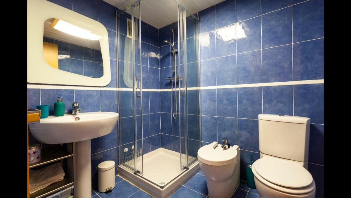 Apartamento En La Ciudad De Ciencias Y Cerca De La Playa