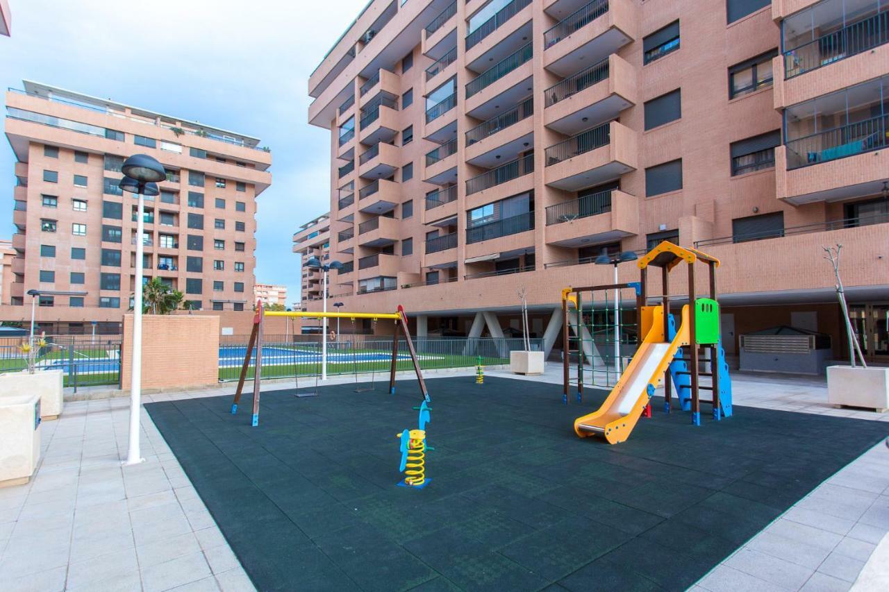 Apartamento On The Beach,pool,wifi,garage,valencia Valência