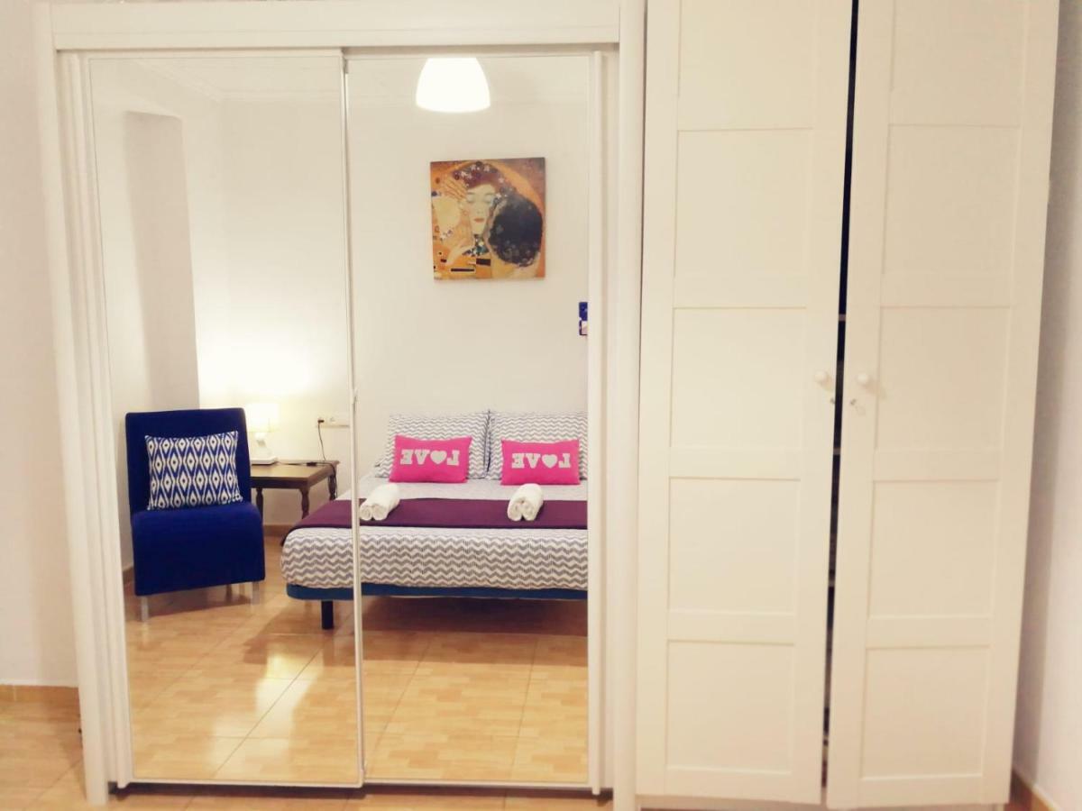In With Wifi + Parking. * Valencia