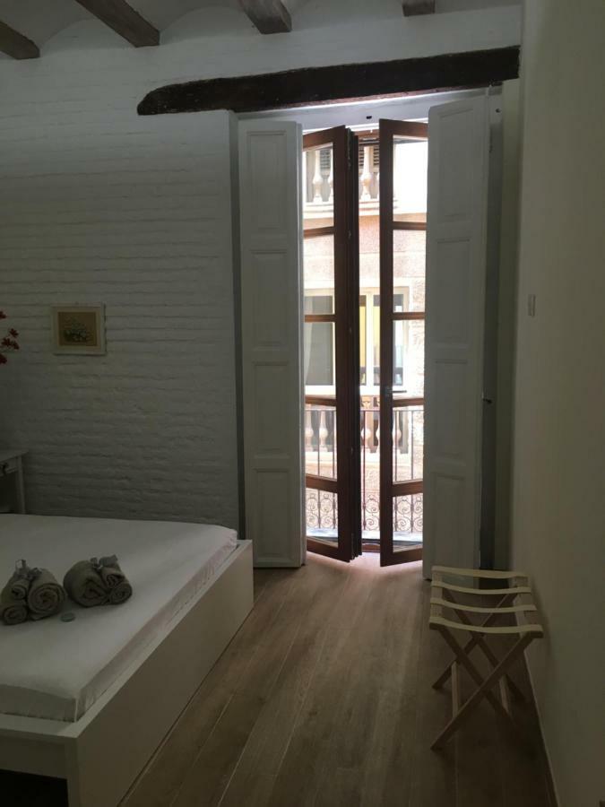 Splendid In Apartment