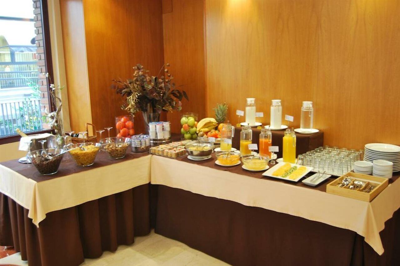 Rh Sorolla Centro 3*