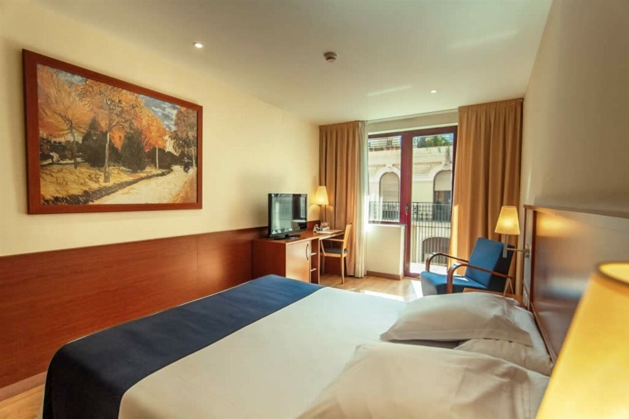 Hotel Rh Sorolla Centro 3*