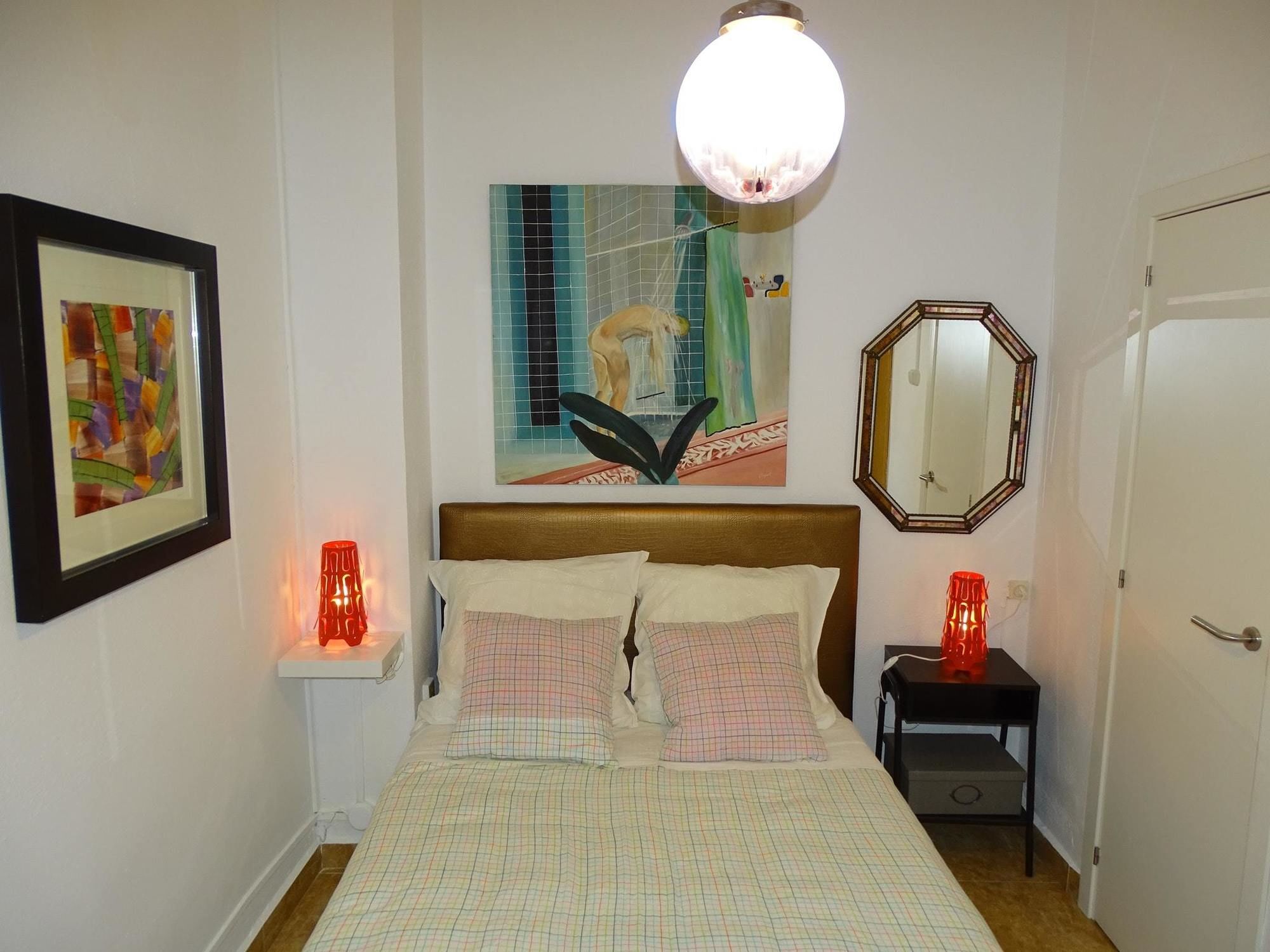 Apartment With 3 Bedrooms In - 4 Km From The *