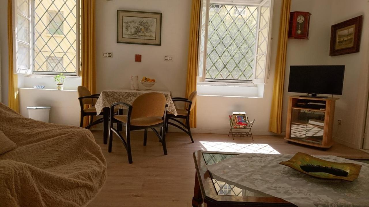 Alejandro Y Renate Apartment