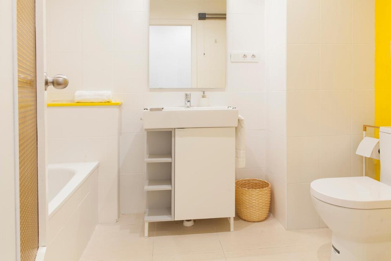 Florit Flats In The Quart Towers Apartment