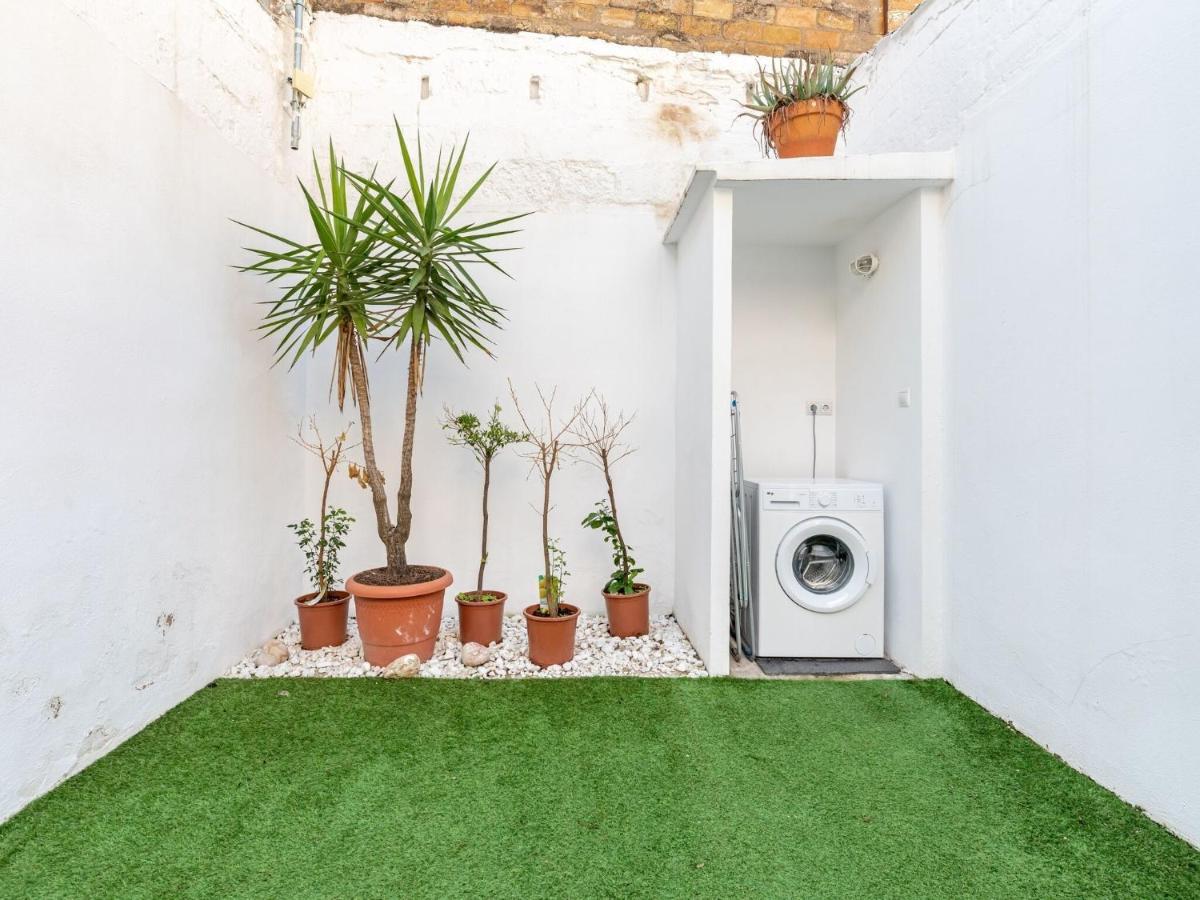 Holiday home Captivating In Near Seabeach