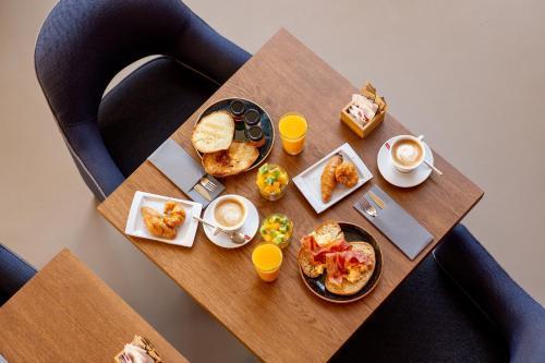 Ramirez Flats Aparthotel 4*