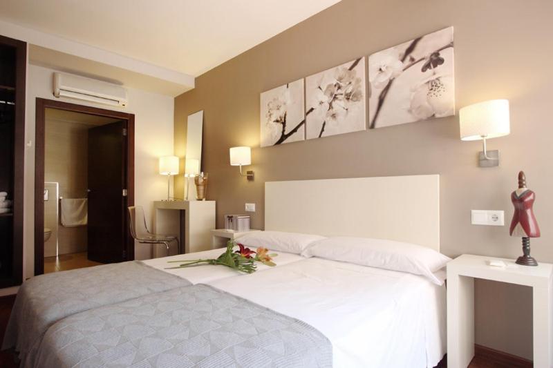 Dormavalencia Regne Guest house *