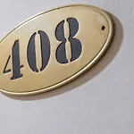 Catalina Suites