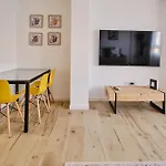 Carmen Flat