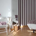 7 Moons B&B