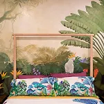 Artistic Flat Next To Ruzafa Welcome To The Jungle