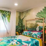 Artistic Flat Next To Ruzafa Welcome To The Jungle