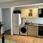 Apartamento A Estrenar Junto A Estacion De Tren