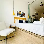 New Industrial Design Flat In Russafa Soho