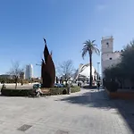 Les Arts Plaza By Concept Flats