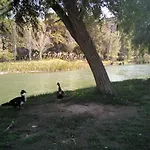 Adosado, Cerca De Valencia En Zona De Montana Y Playa Fluvial