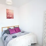 Modern Apartment In Valencia