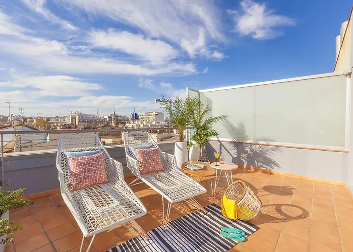 Home Select Caballeros Apartments