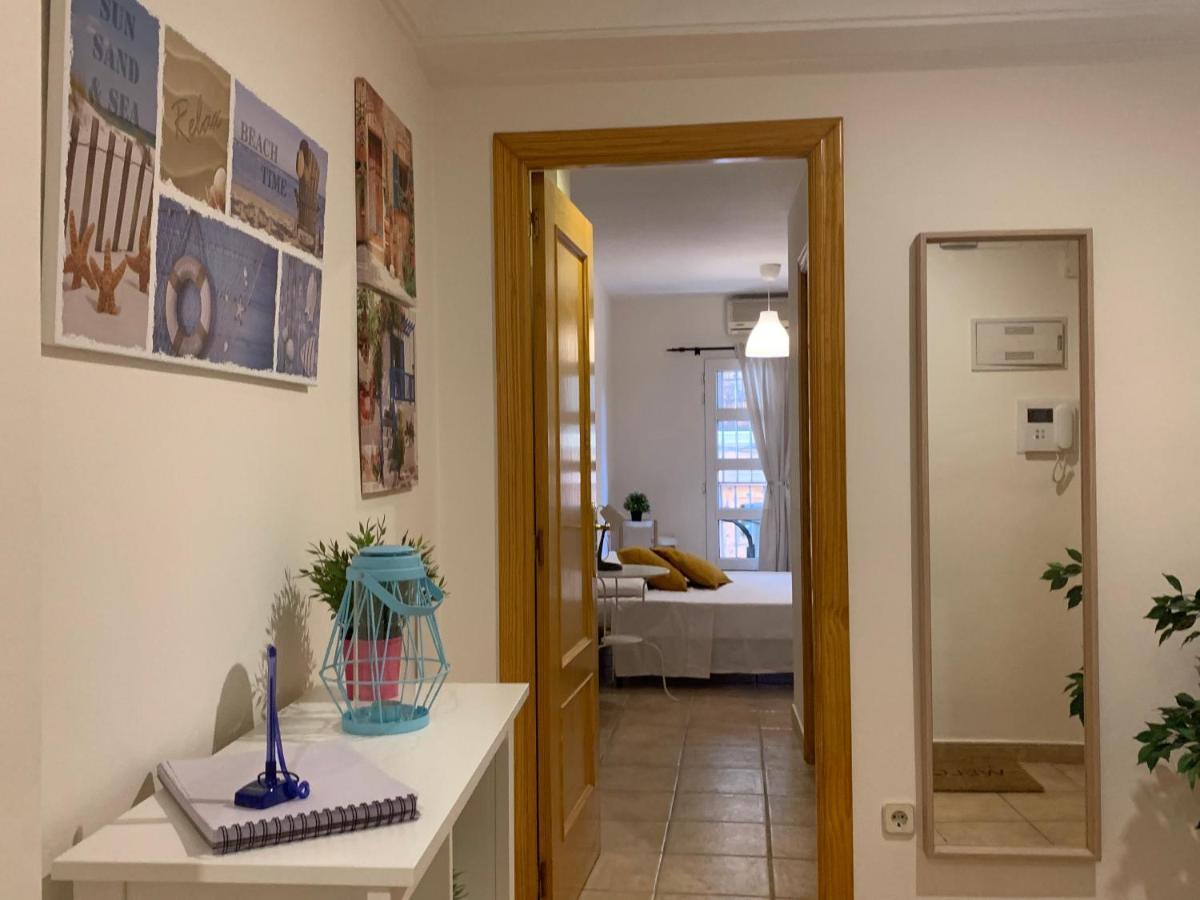 Ciutat Vella Apartment *