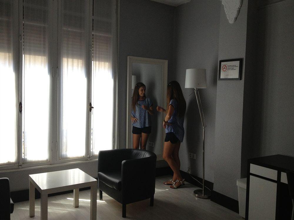 Hi Canovas * Valencia