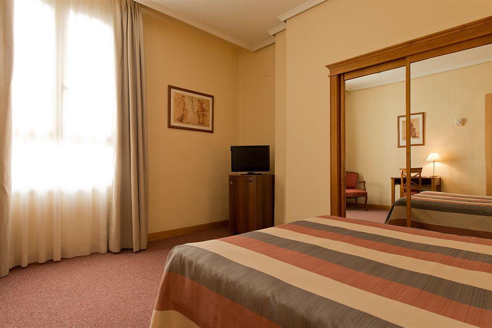 Mediterraneo 3*