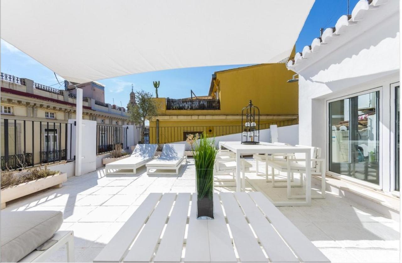 Appartement No Turistic Rental, Duplex Penthouse In The Historic Center, Valencia, Ideal For Those Looking To In The City For A Season, Including Professionals And Students