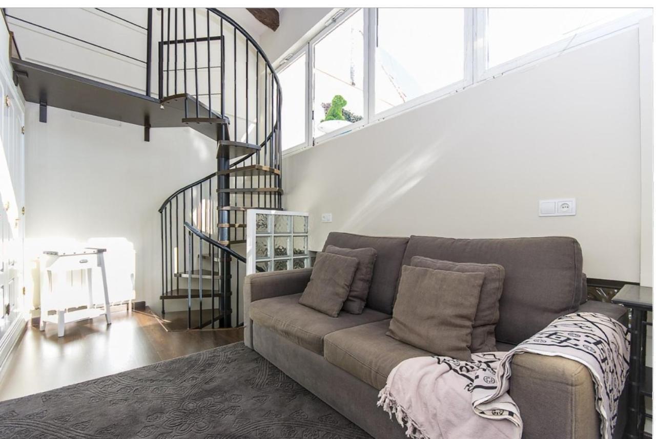 No Turistic Rental, Duplex Penthouse In The Historic Center, Valencia, Ideal For Those Looking To In The City For A Season, Including Professionals And Students Appartement