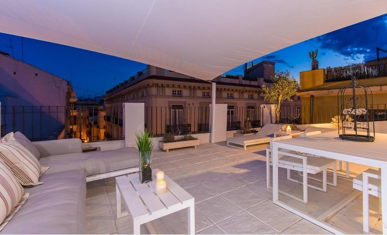 Appartement No Turistic Rental, Duplex Penthouse In The Historic Center, Valencia, Ideal For Those Looking To In The City For A Season, Including Professionals And Students